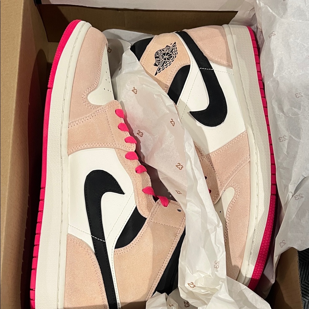 Never worn Air Jordan men’s pink dunks